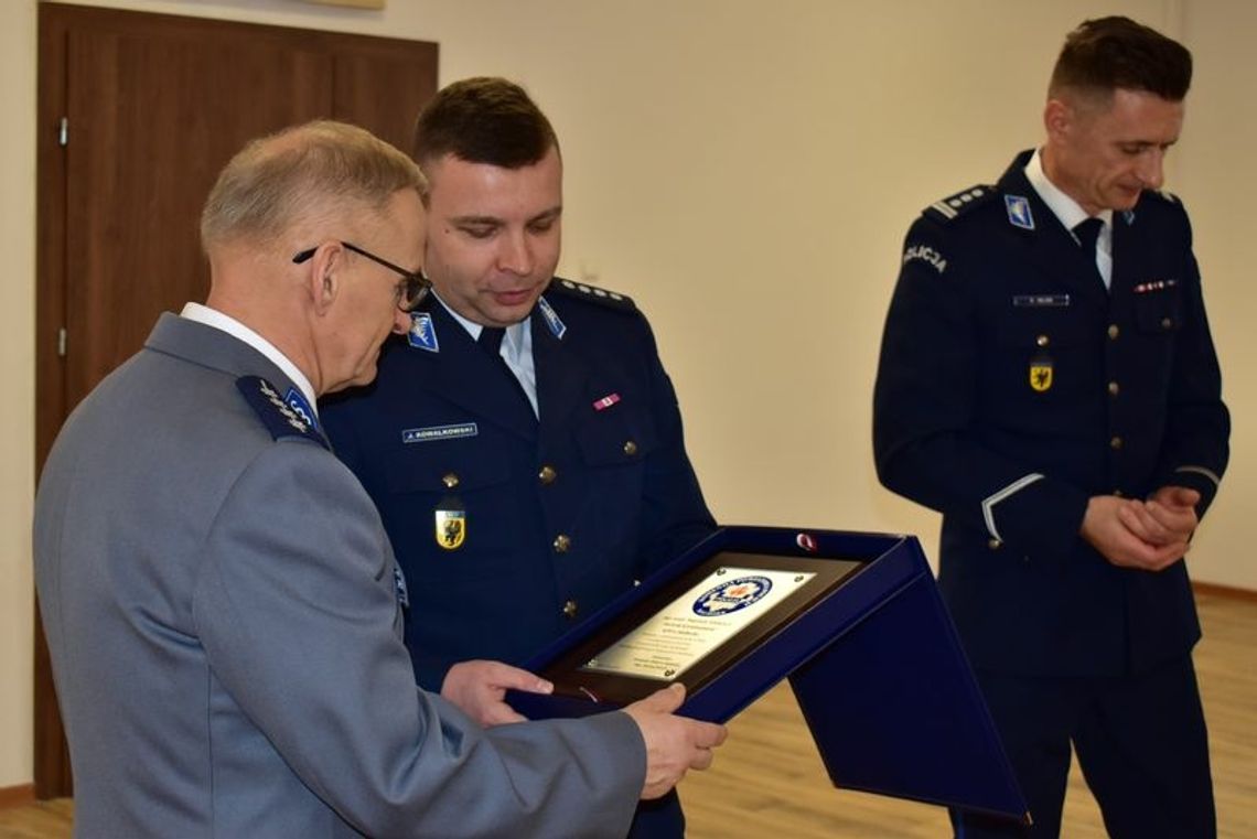 Uroczyste Pożegnanie Asp. Szt. Wojciecha Tołkacza po 33 Latach służby w Policji