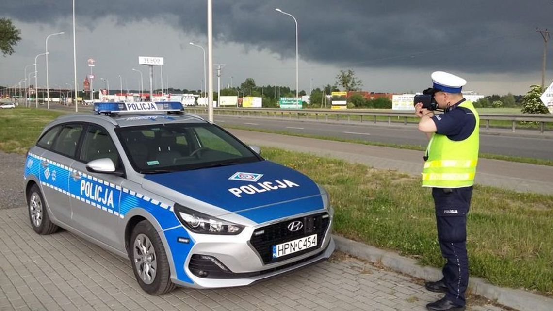 W OSTATNIE DNI WAKACJI ZACHOWAJMY SZCZEGÓLNĄ OSTROŻNOŚĆ NA DRODZE.