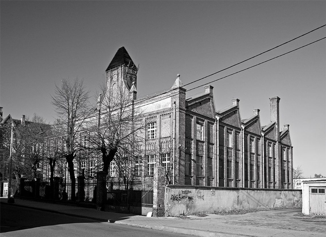 Wakacje zakończ w Fabryce Tytoniu Wakacje zakończ w Fabryce Tytoniu