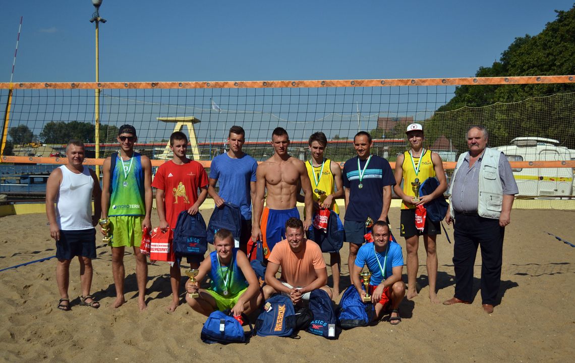 Weterani najlepsi w cyklu na plaży