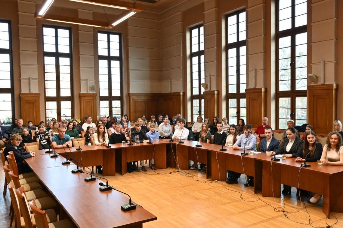 Wybory do Młodzieżowej Rady Miasta Malborka – zachęcamy młodzież do udziału!