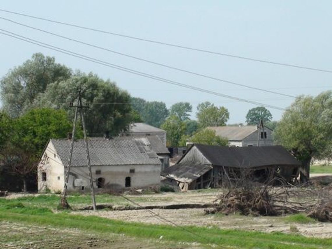 Z pomocą dla powodzian